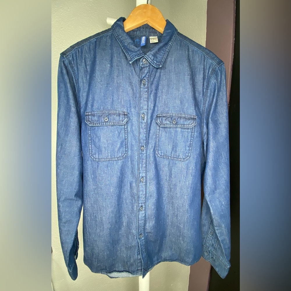 Men’s Denim Button Up Long Sleeves Shirt